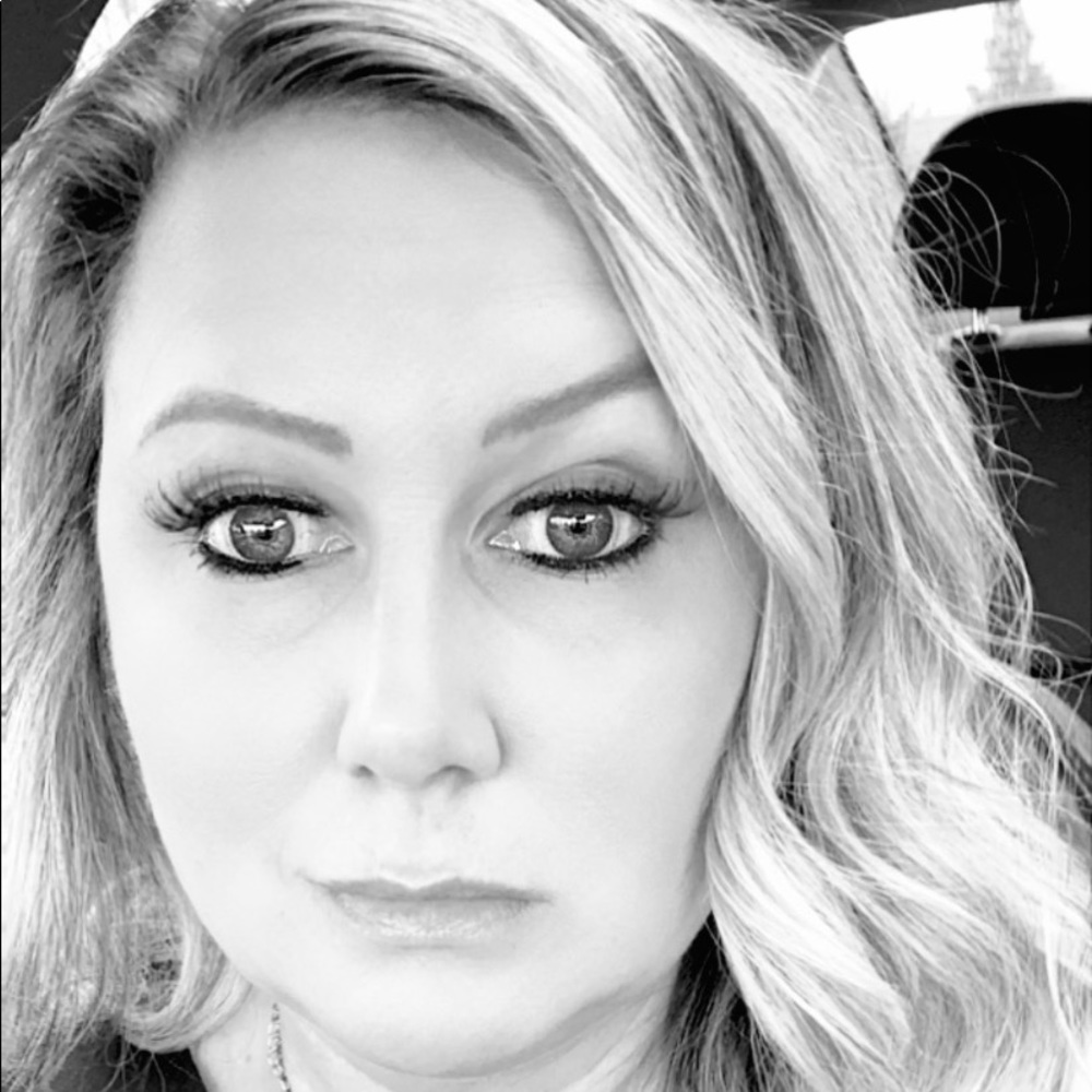 Meet your Posher, Darcy